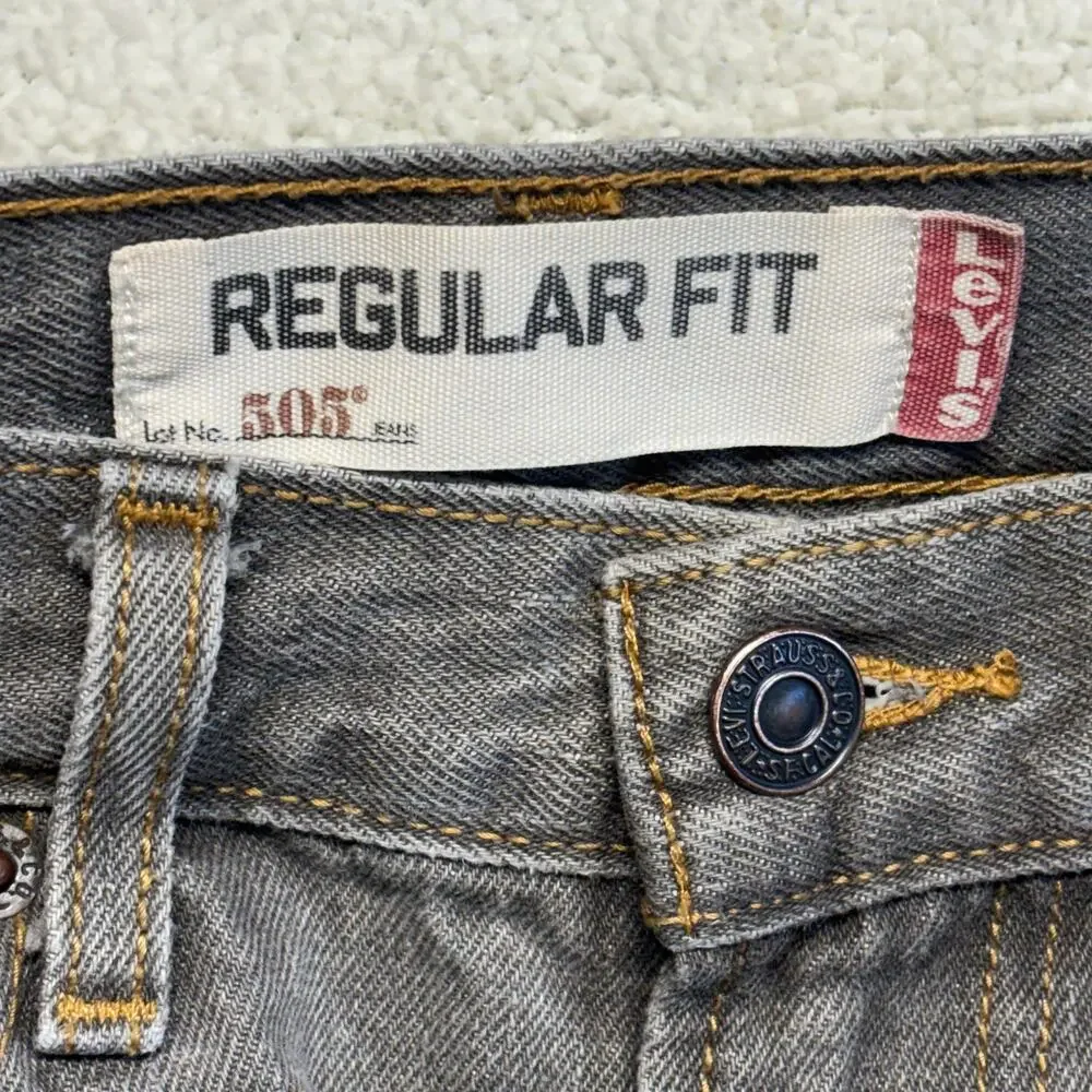 Vintage Levi's 505 Jeans Mens 32x30 Gray Straight Regular Fit Denim Y2k Hongkong